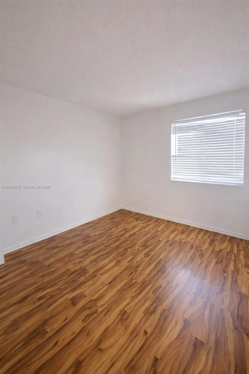 15761 SW 137 ave #202 Miami, FL 33177