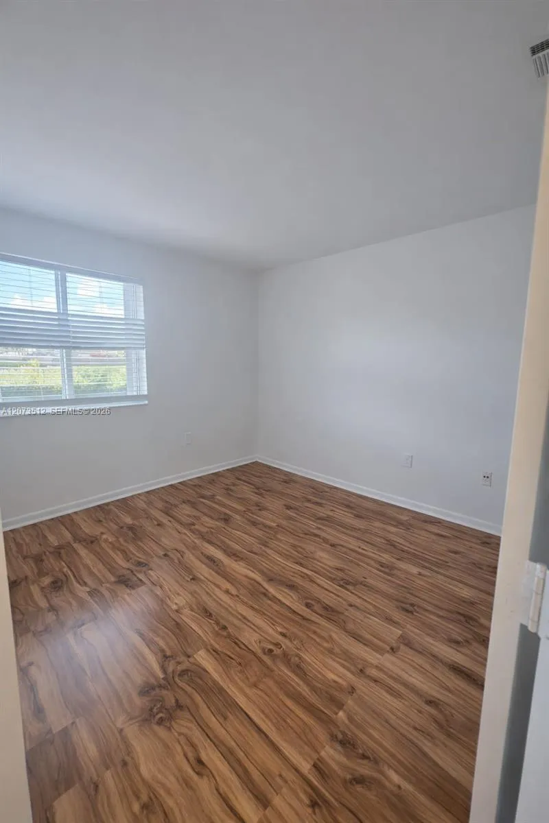 15761 SW 137 ave #202 Miami, FL 33177