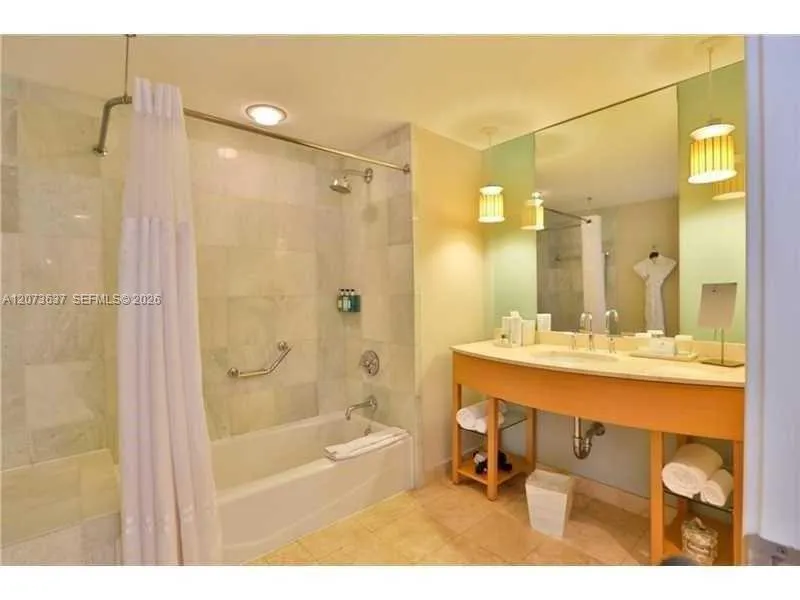 18683 Collins Ave #1709 Sunny Isles Beach, FL 33160