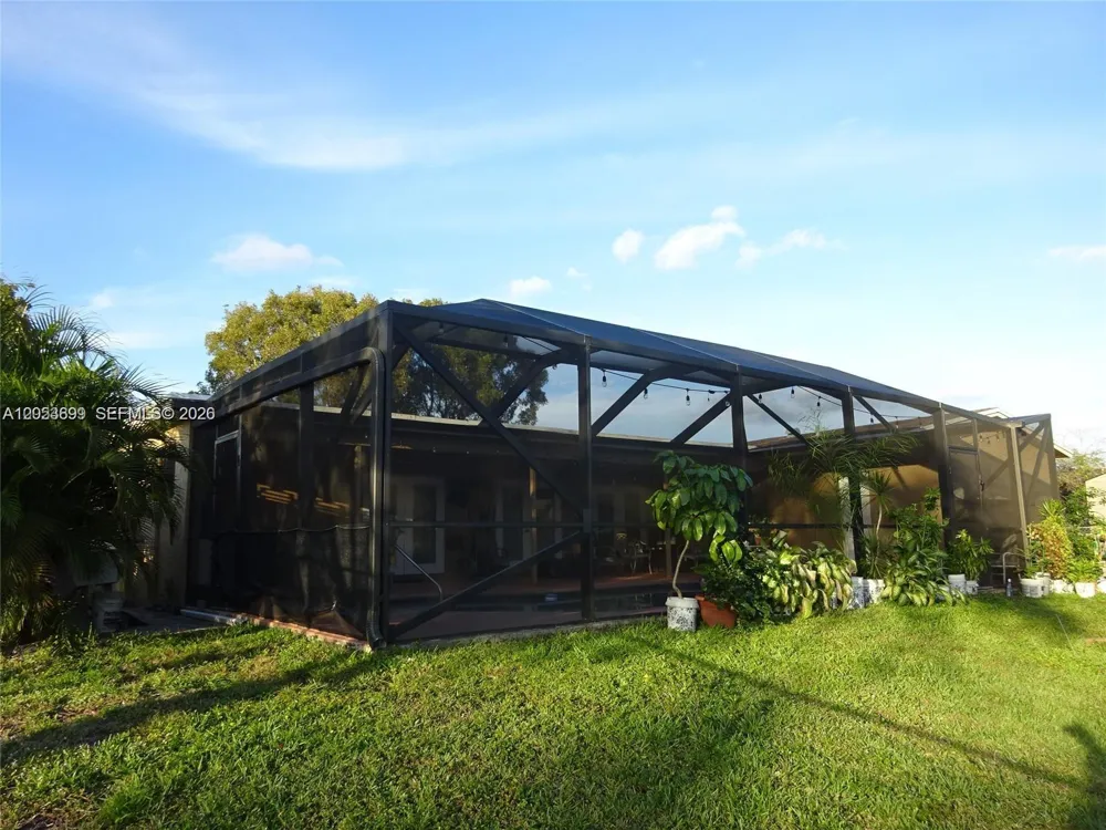9240 SW 56th St #0 Cooper City, FL 33328