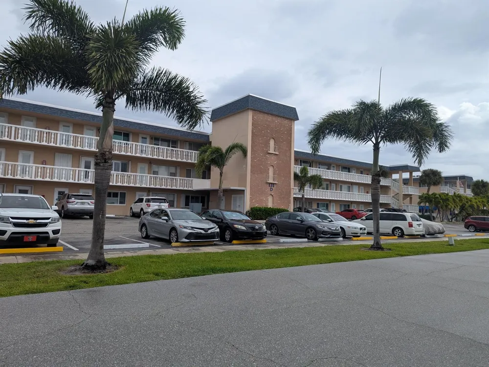 131 Doolen Court #303 North Palm Beach, FL 33408