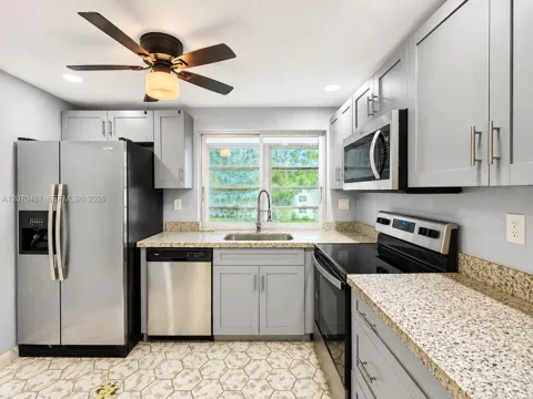 9101 Lime Bay Blvd #315