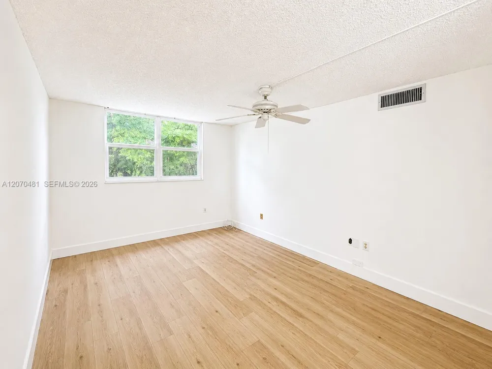 9101 Lime Bay Blvd #315 Tamarac, FL 33321
