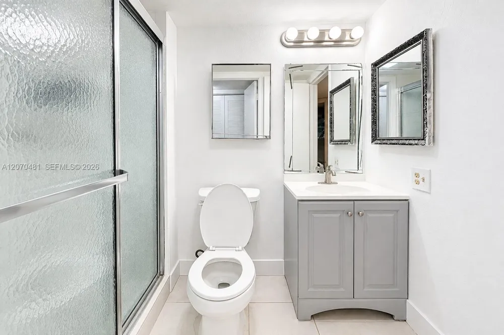 9101 Lime Bay Blvd #315 Tamarac, FL 33321