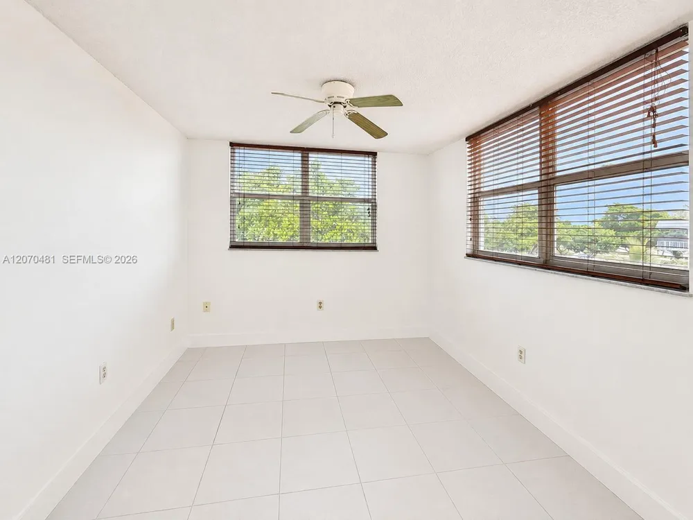 9101 Lime Bay Blvd #315 Tamarac, FL 33321