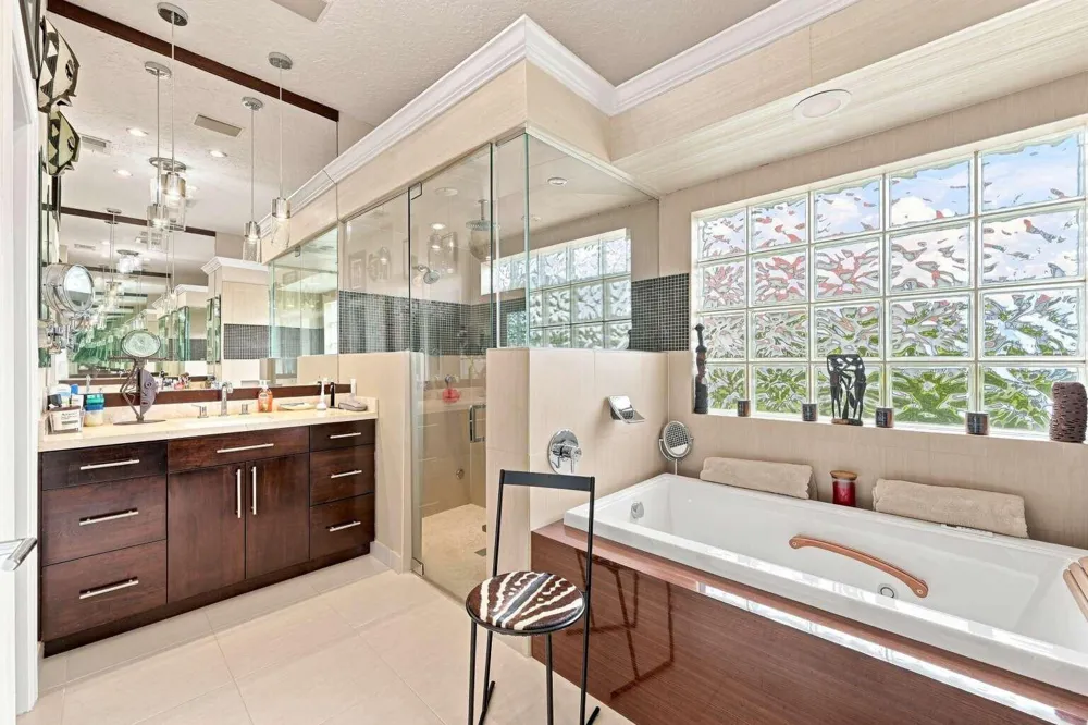 5151 NW 109TH TERRACE Coral Springs, FL 33076