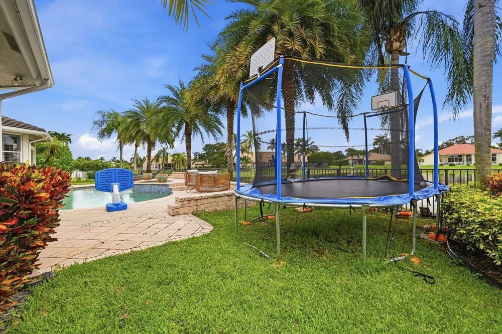 5151 NW 109TH TERRACE Coral Springs, FL 33076