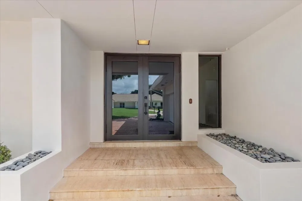 460 Glenbrook Drive Atlantis, FL 33462