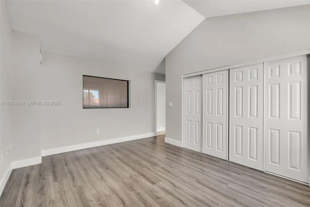 2775 W 62nd St #206 Hialeah, FL 33016