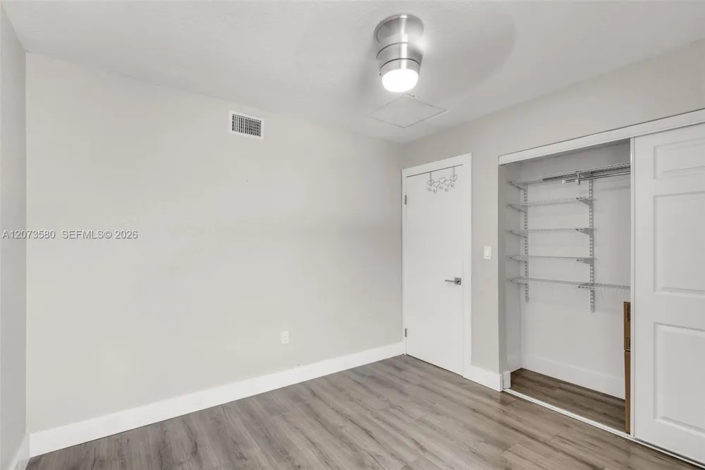 2775 W 62nd St #206 Hialeah, FL 33016