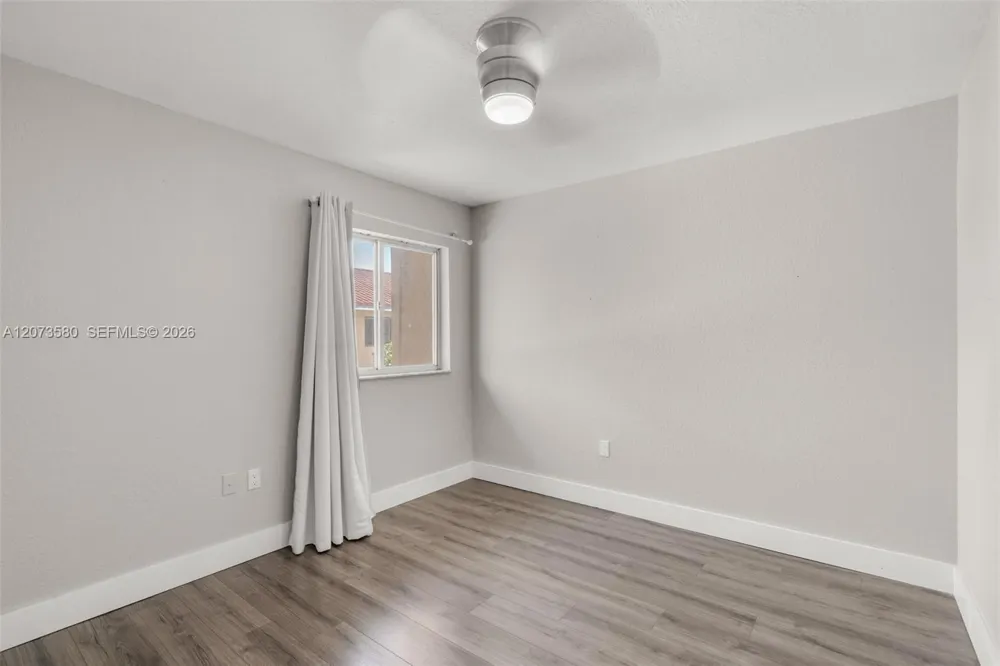 2775 W 62nd St #206 Hialeah, FL 33016