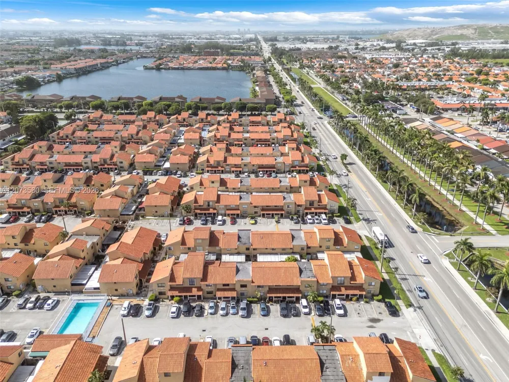 2775 W 62nd St #206 Hialeah, FL 33016
