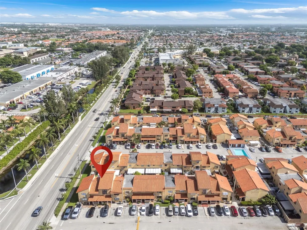 2775 W 62nd St #206 Hialeah, FL 33016