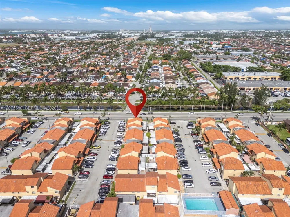 2775 W 62nd St #206 Hialeah, FL 33016