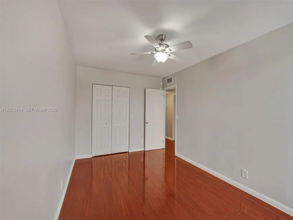 9148 Limetree Ln #181 Pembroke Pines, FL 33024