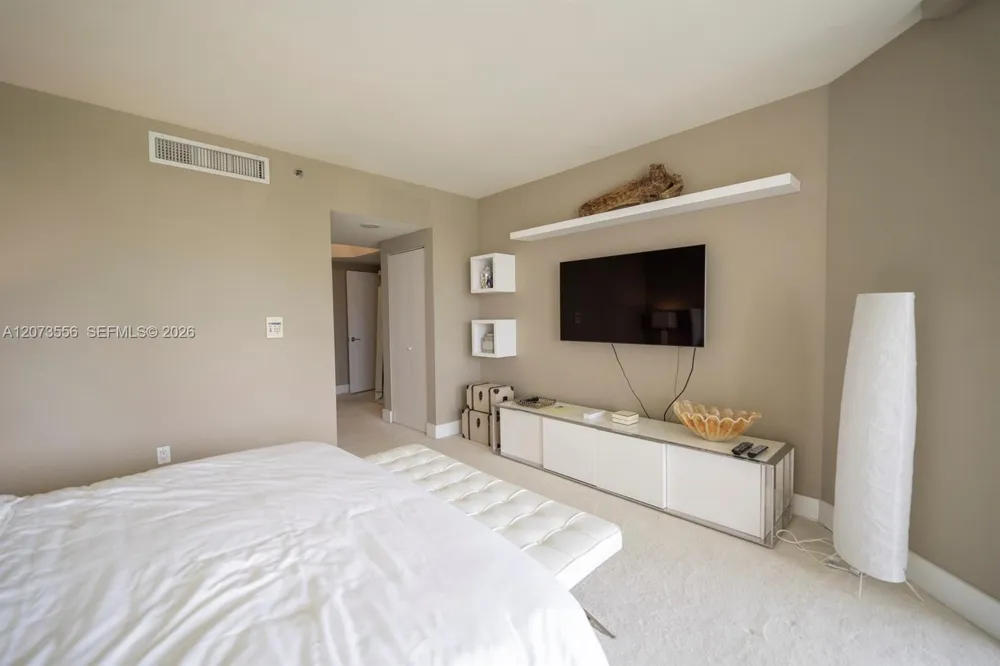 7000 Island Blvd #608 Aventura, FL 33160