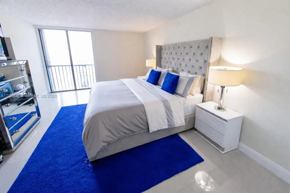 19707 Turnberry Way #20G Aventura, FL 33180