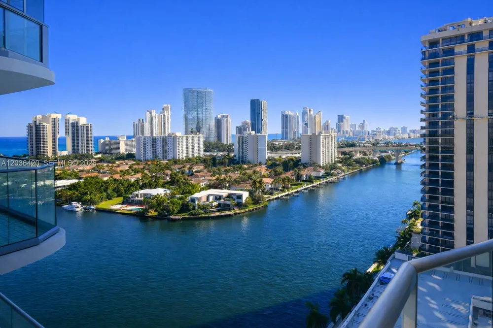 19707 Turnberry Way #20G Aventura, FL 33180