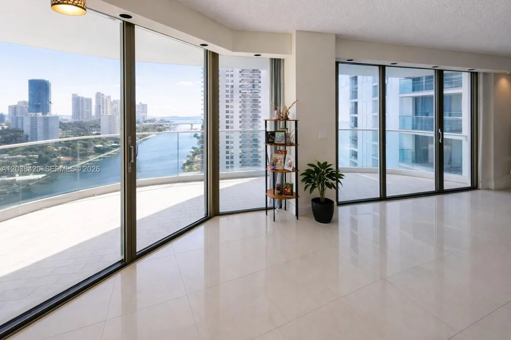 19707 Turnberry Way #20G Aventura, FL 33180