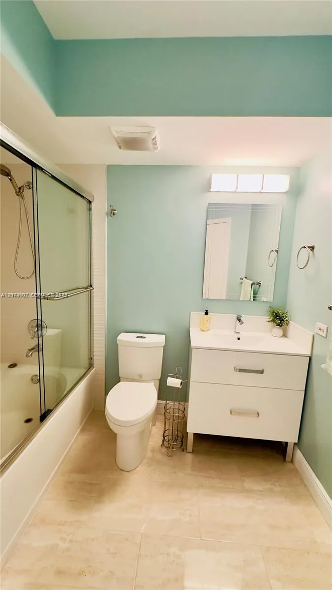 17125 Bay Rd #3311 Sunny Isles Beach, FL 33160