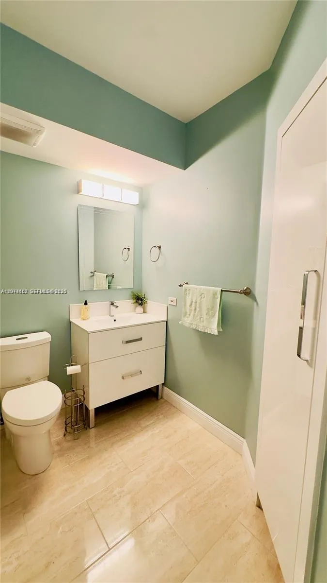17125 Bay Rd #3311 Sunny Isles Beach, FL 33160