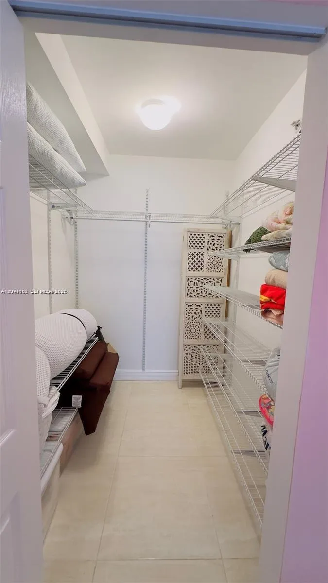 17125 Bay Rd #3311 Sunny Isles Beach, FL 33160
