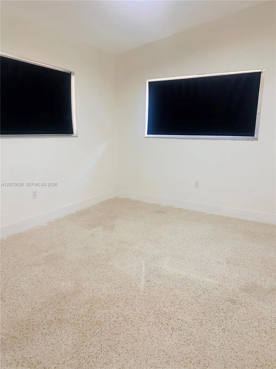 17521 NE 4th Ave Miami, FL 33162