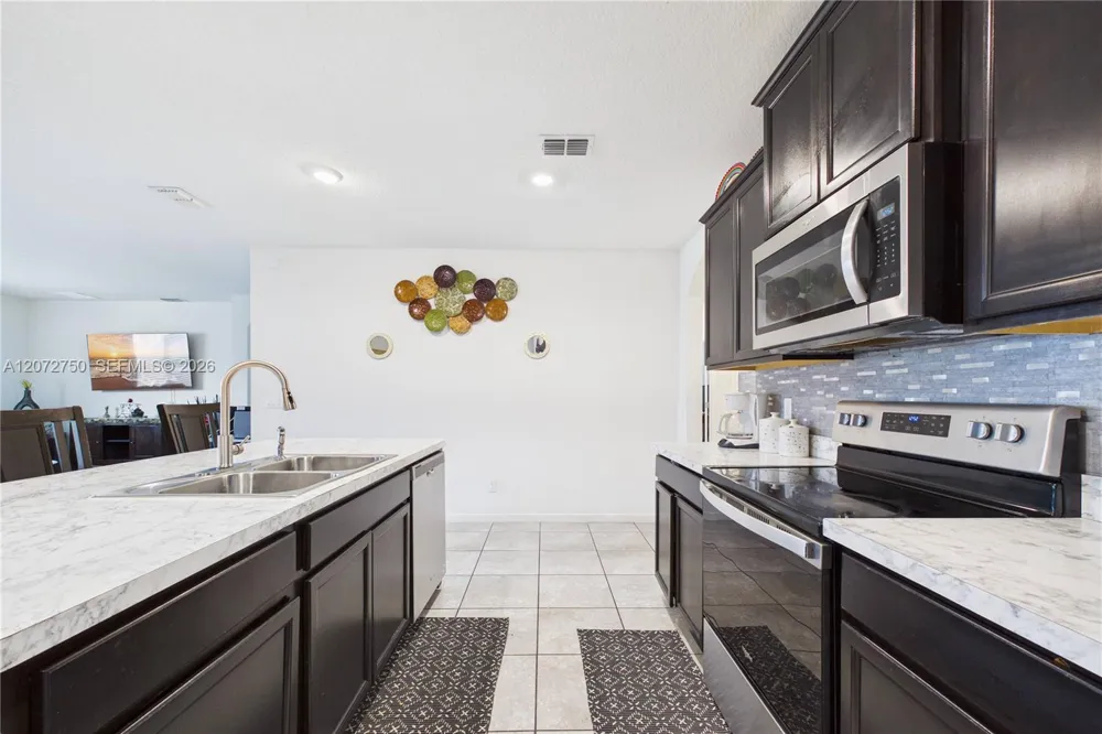 301 SE Volkerts Ter Port St. Lucie, FL 34983