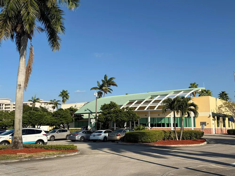 4030 W PALM AIRE DRIVE #306 Pompano Beach, FL 33069