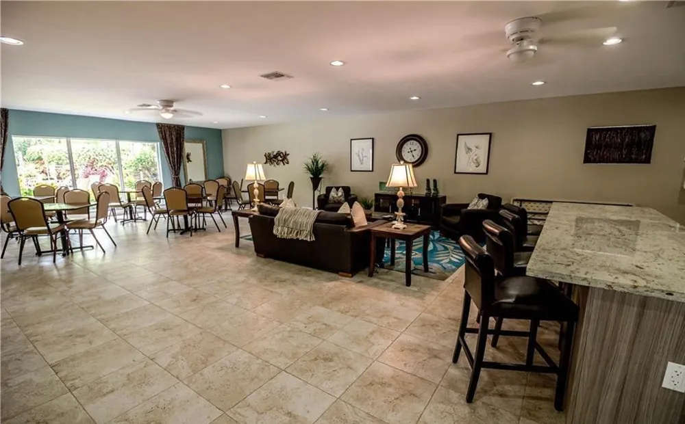 4030 W PALM AIRE DRIVE #306 Pompano Beach, FL 33069