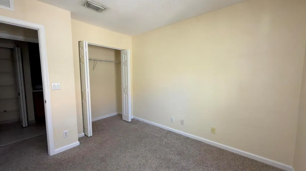 4809 WICKHAM CIRCLE #B Delray Beach, FL 33445