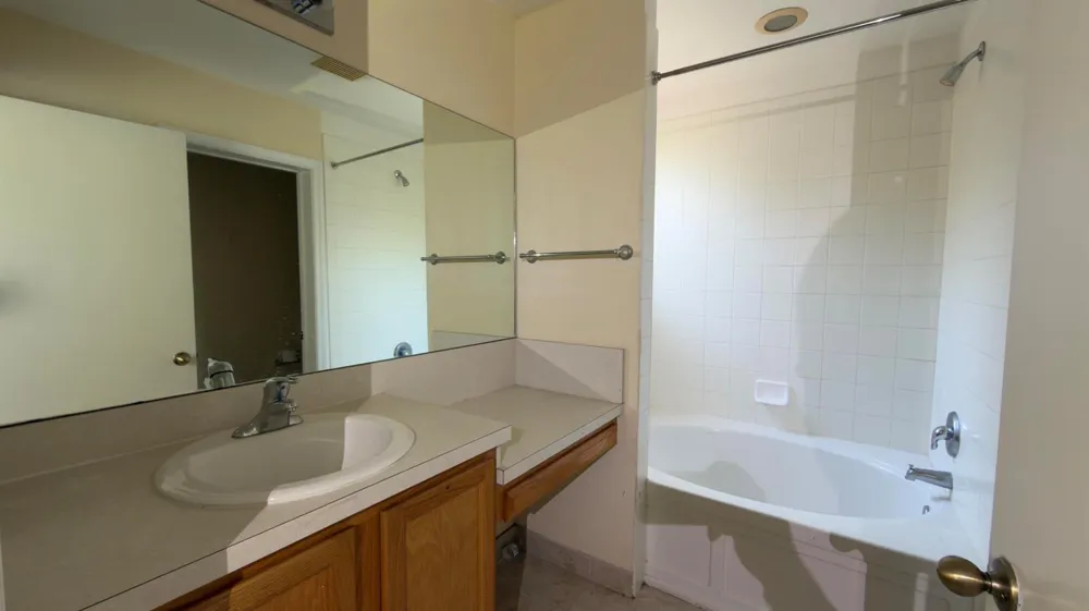 4809 WICKHAM CIRCLE #B Delray Beach, FL 33445