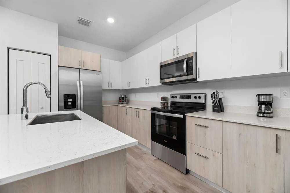 4093 SUNSET WAY #4093 Pompano Beach, FL 33069