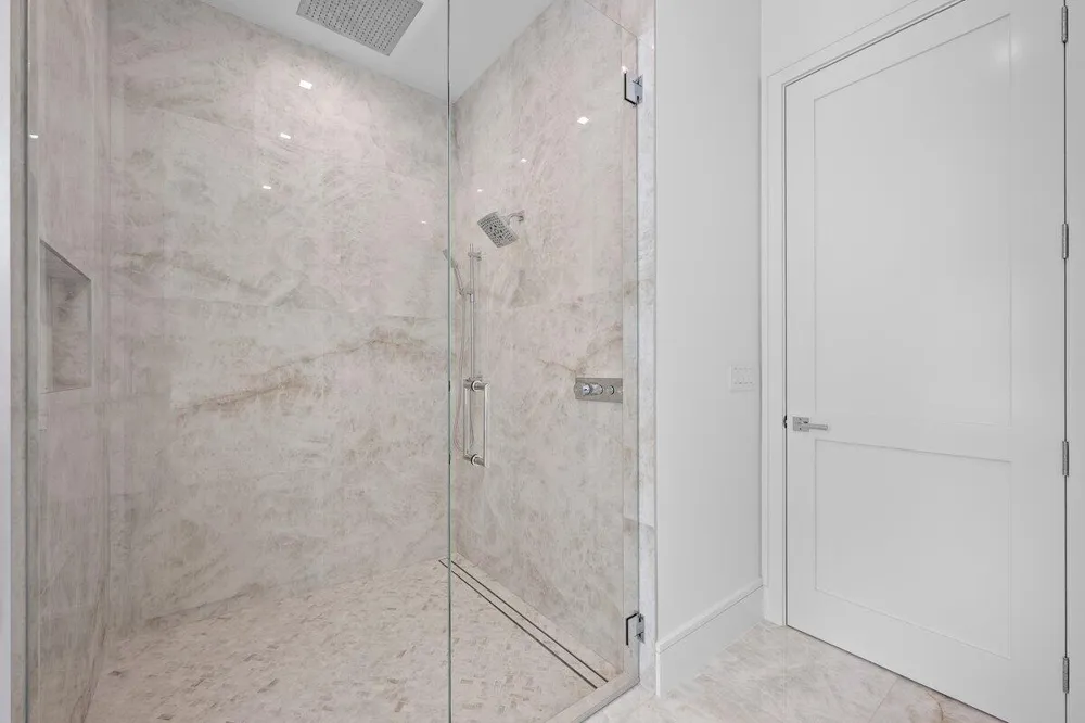 325 W Riverside Drive Jupiter, FL 33469