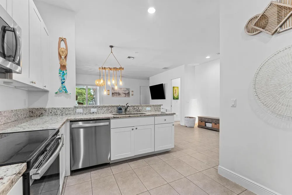 6855 4TH STREET Jupiter, FL 33458