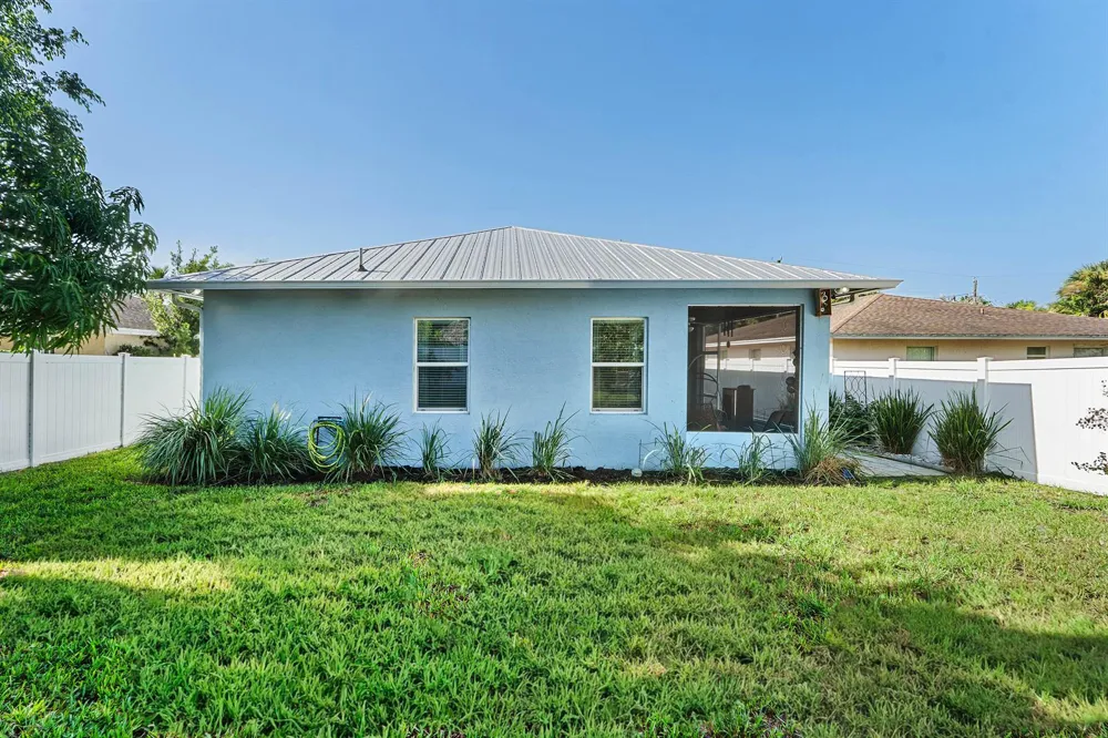 6855 4TH STREET Jupiter, FL 33458