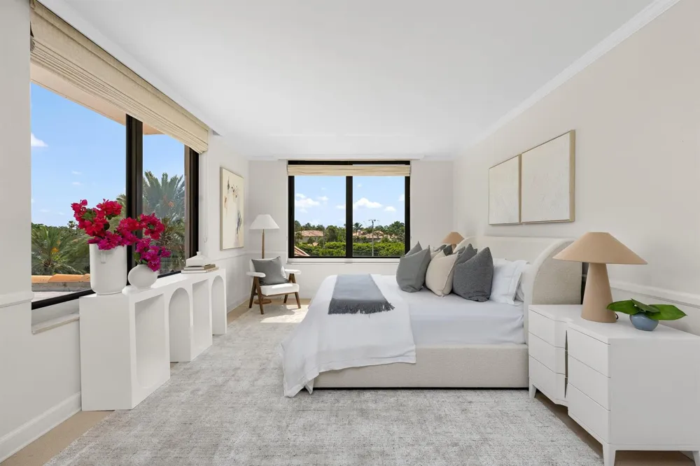200 Bradley Place #301 Palm Beach, FL 33480