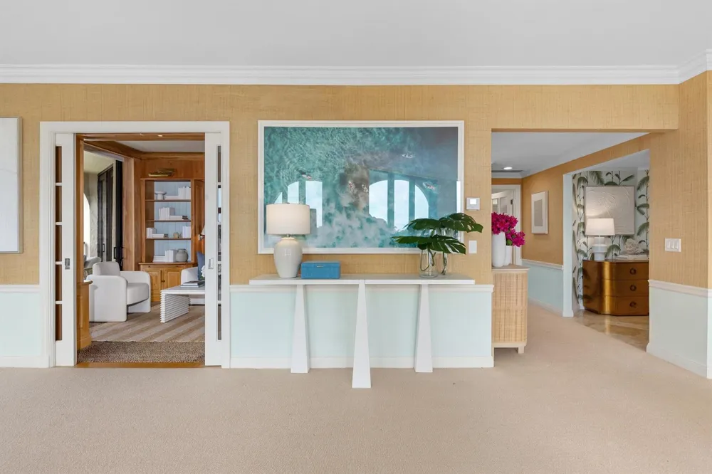 200 Bradley Place #301 Palm Beach, FL 33480