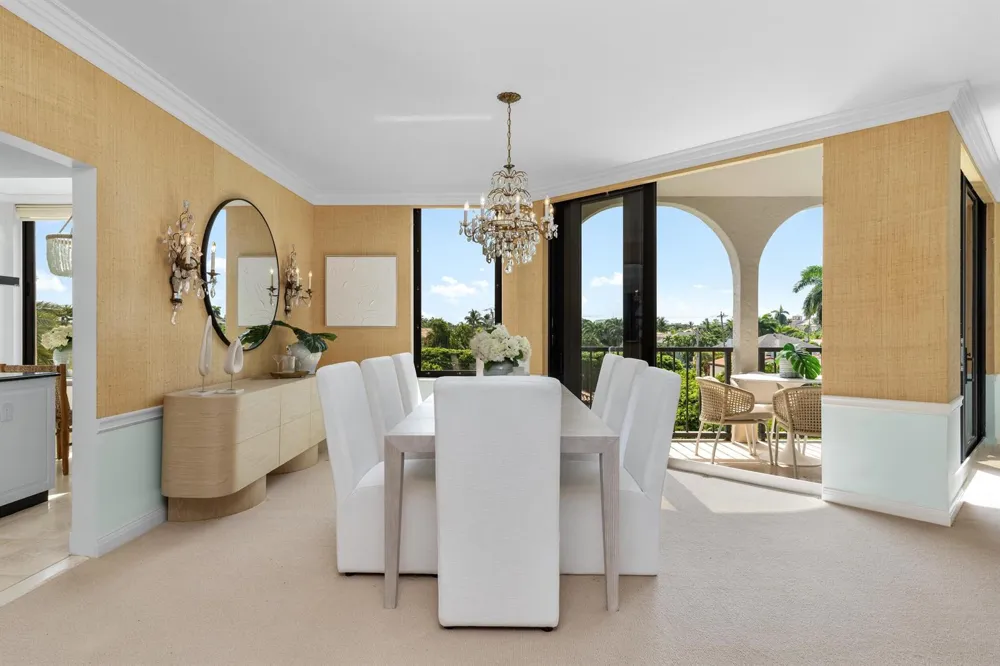 200 Bradley Place #301 Palm Beach, FL 33480