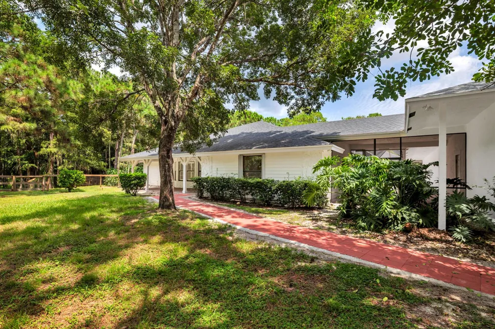 14024 Wind Flower Drive Palm Beach Gardens, FL 33418