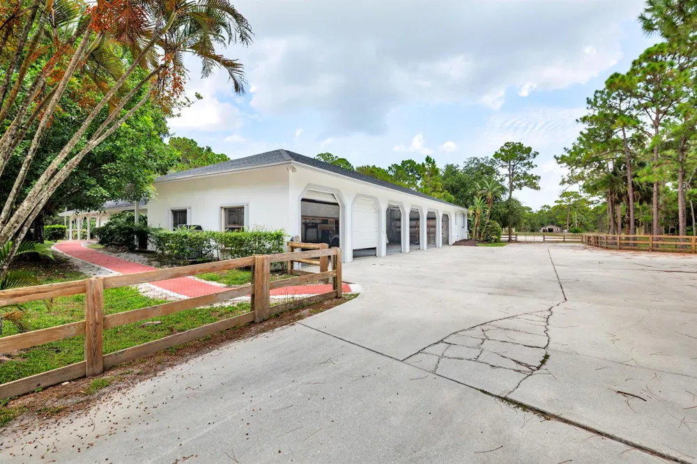 14024 Wind Flower Drive Palm Beach Gardens, FL 33418