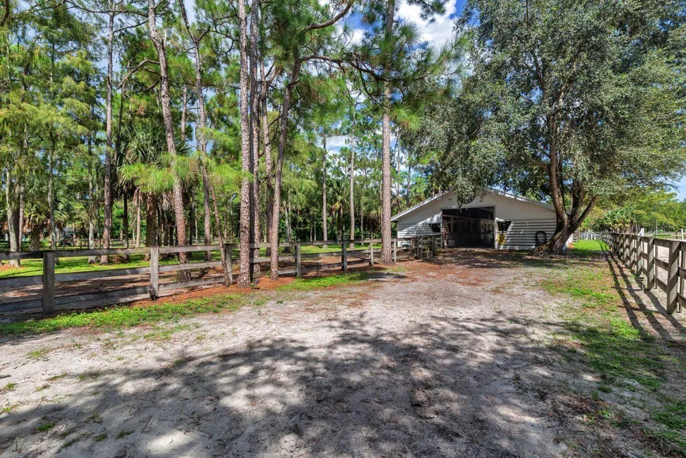 14024 Wind Flower Drive Palm Beach Gardens, FL 33418