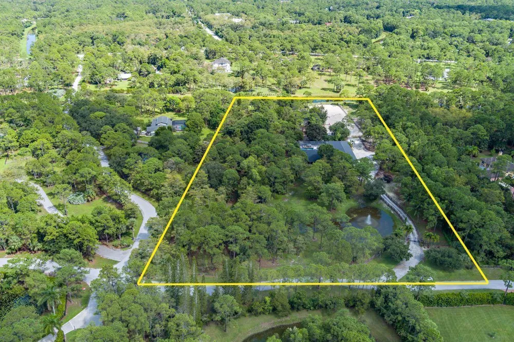 14024 Wind Flower Drive Palm Beach Gardens, FL 33418