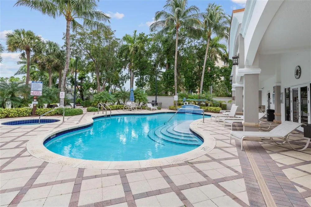 191 SE 20TH AVENUE #312 Deerfield Beach, FL 33441