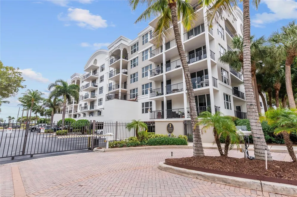 191 SE 20TH AVENUE #312 Deerfield Beach, FL 33441