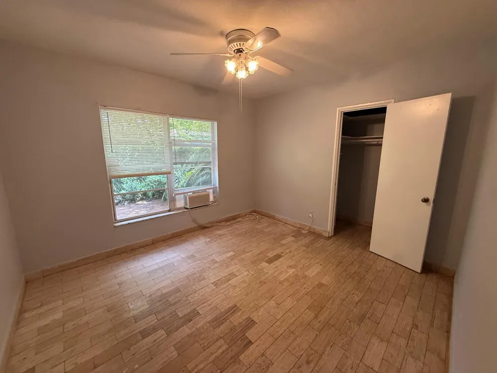 643 NE 17TH TERRACE #4 Fort Lauderdale, FL 33304