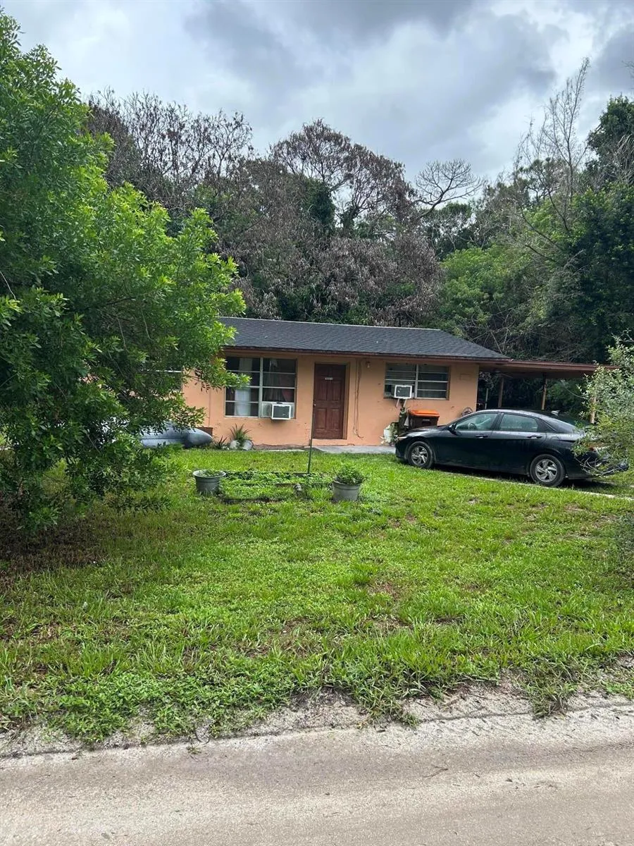 86708690 63RD AVENUE Vero Beach, FL 32967