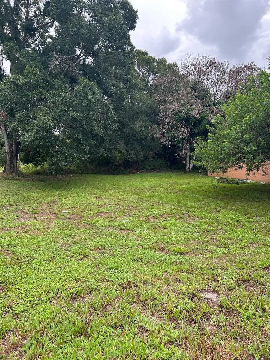 86708690 63RD AVENUE Vero Beach, FL 32967