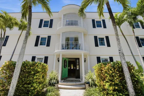 226 Brazilian Avenue #2b