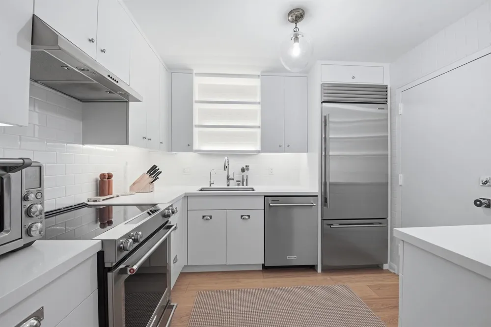 226 Brazilian Avenue #2b Palm Beach, FL 33480
